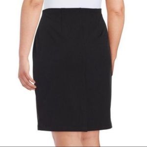 Vince Camuto Pull-on Pencil Skirt (NWT)